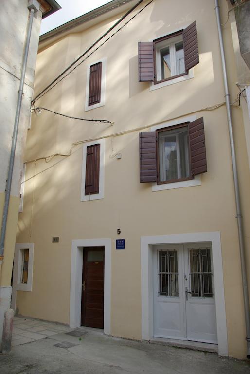 Apartment Varos Zadar